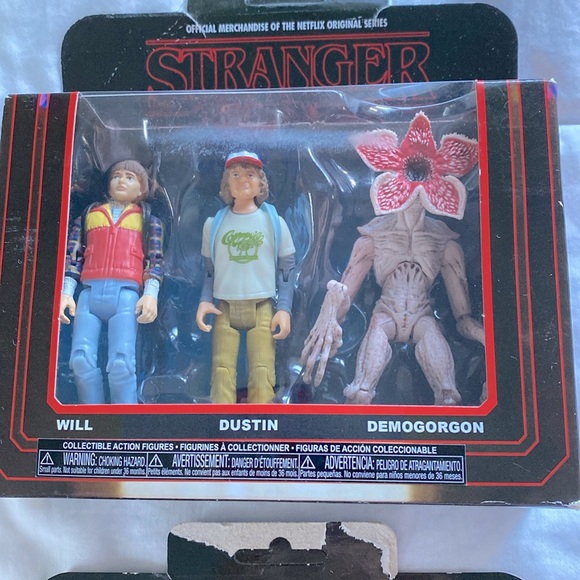 Box Funko Stranger Thing Mini Figures 2 - 3 packs. - Picture 3 of 6